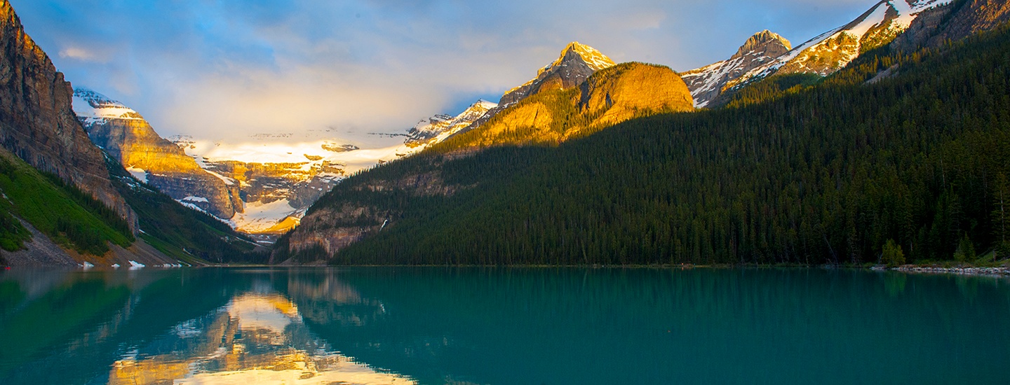 Lake-Louise-Alberta-Canada.jpg